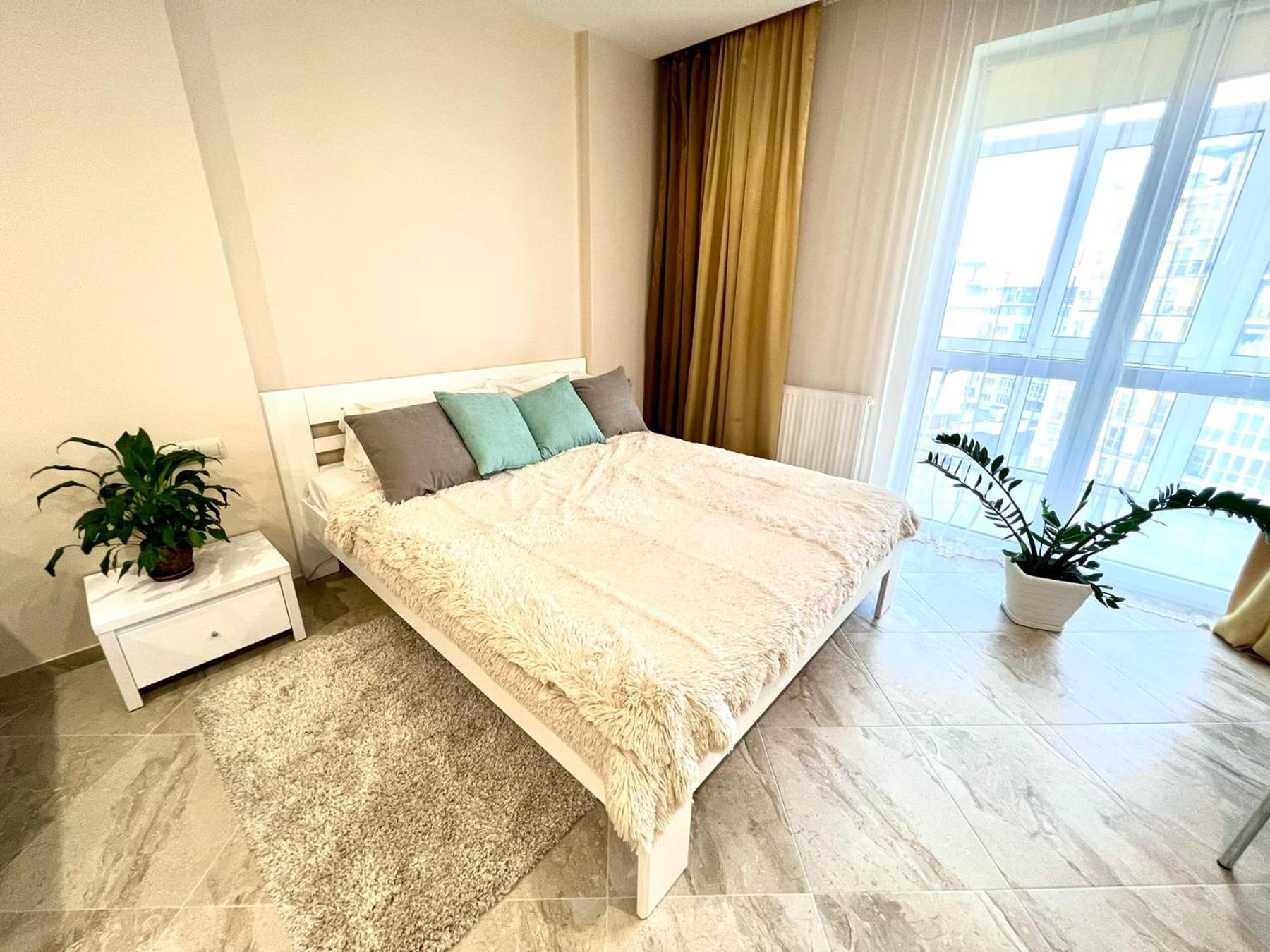 Osapart Comfortable Apartment In A Complex Great Britain Lviv Exteriör bild