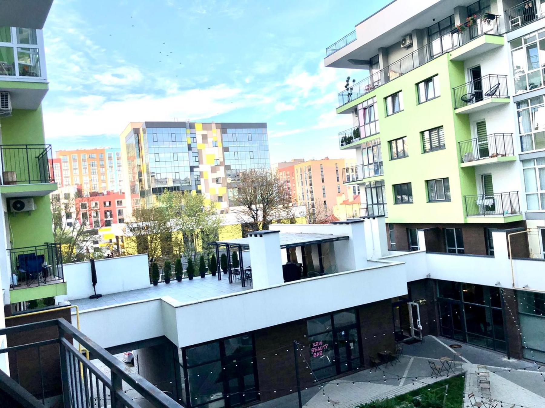 Osapart Comfortable Apartment In A Complex Great Britain Lviv Exteriör bild