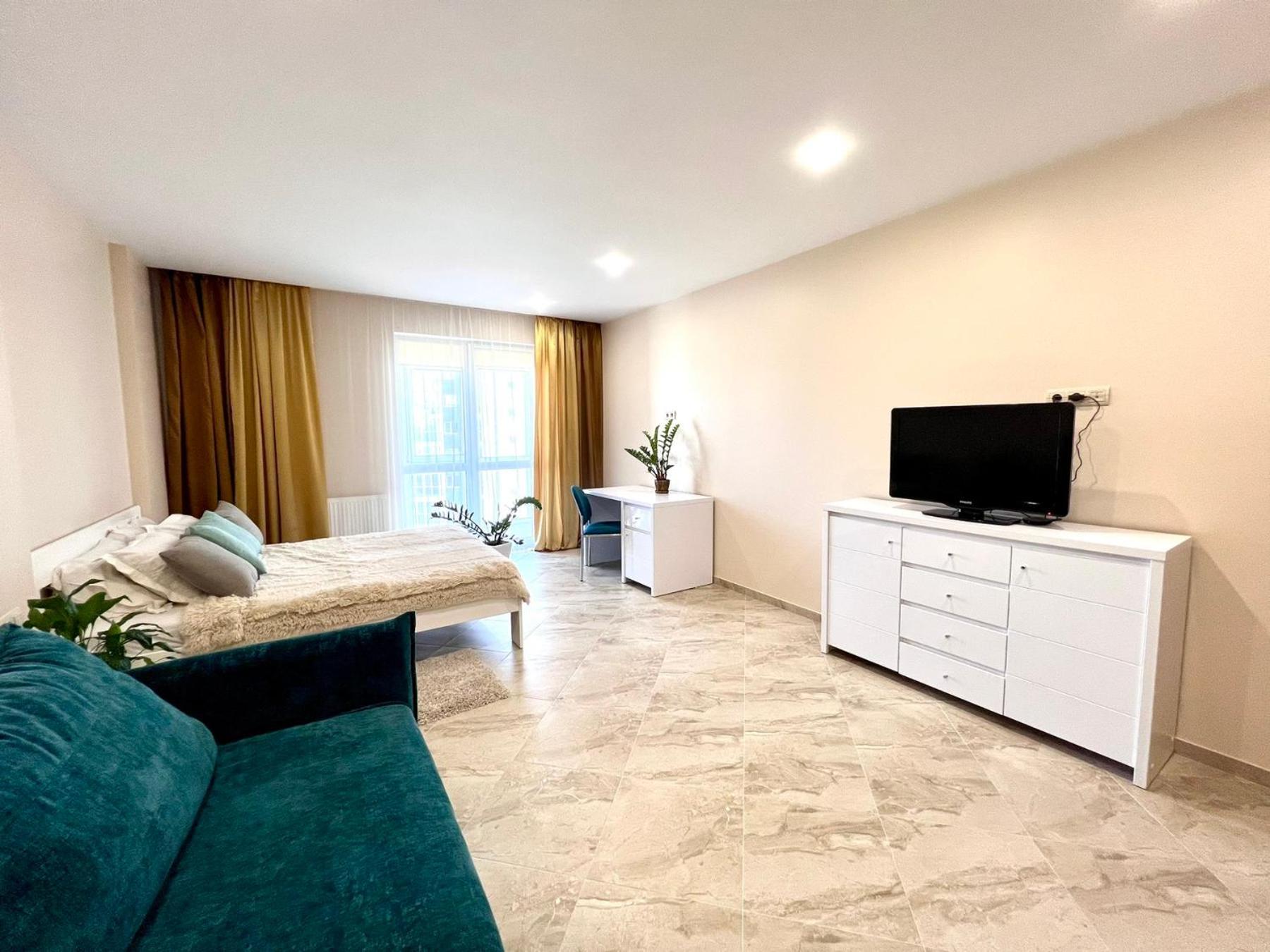 Osapart Comfortable Apartment In A Complex Great Britain Lviv Exteriör bild
