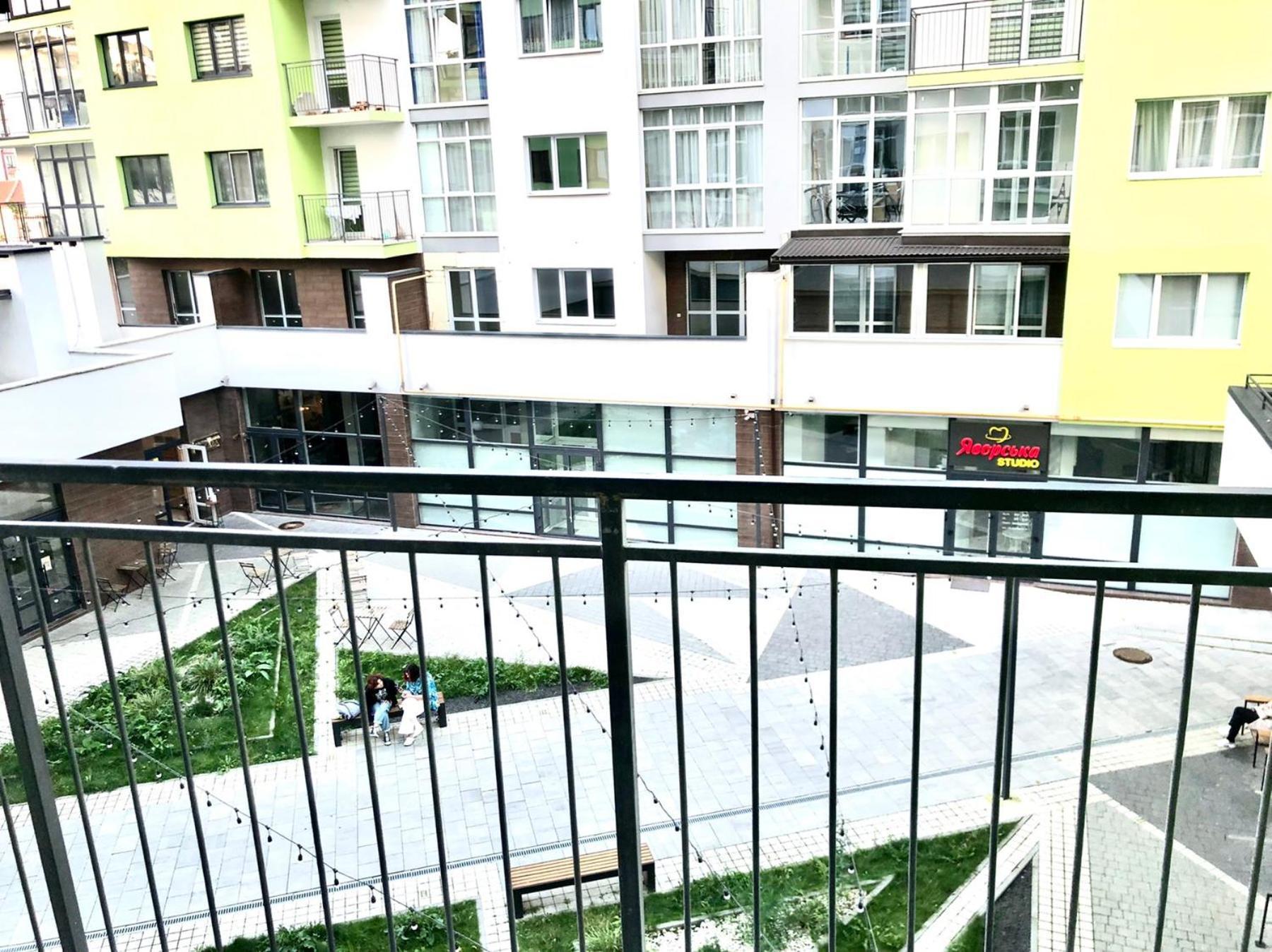 Osapart Comfortable Apartment In A Complex Great Britain Lviv Exteriör bild