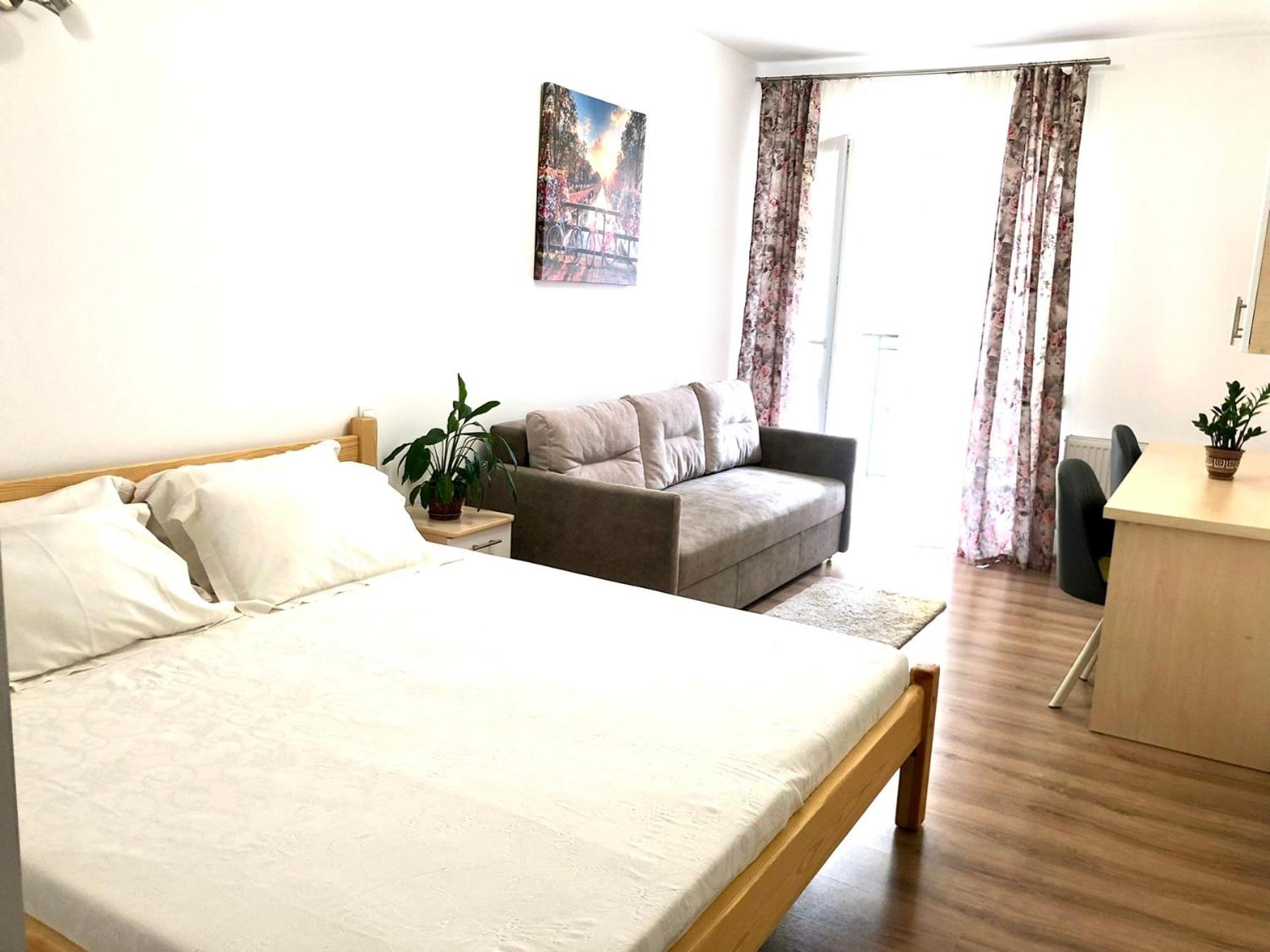 Osapart Comfortable Apartment In A Complex Great Britain Lviv Exteriör bild