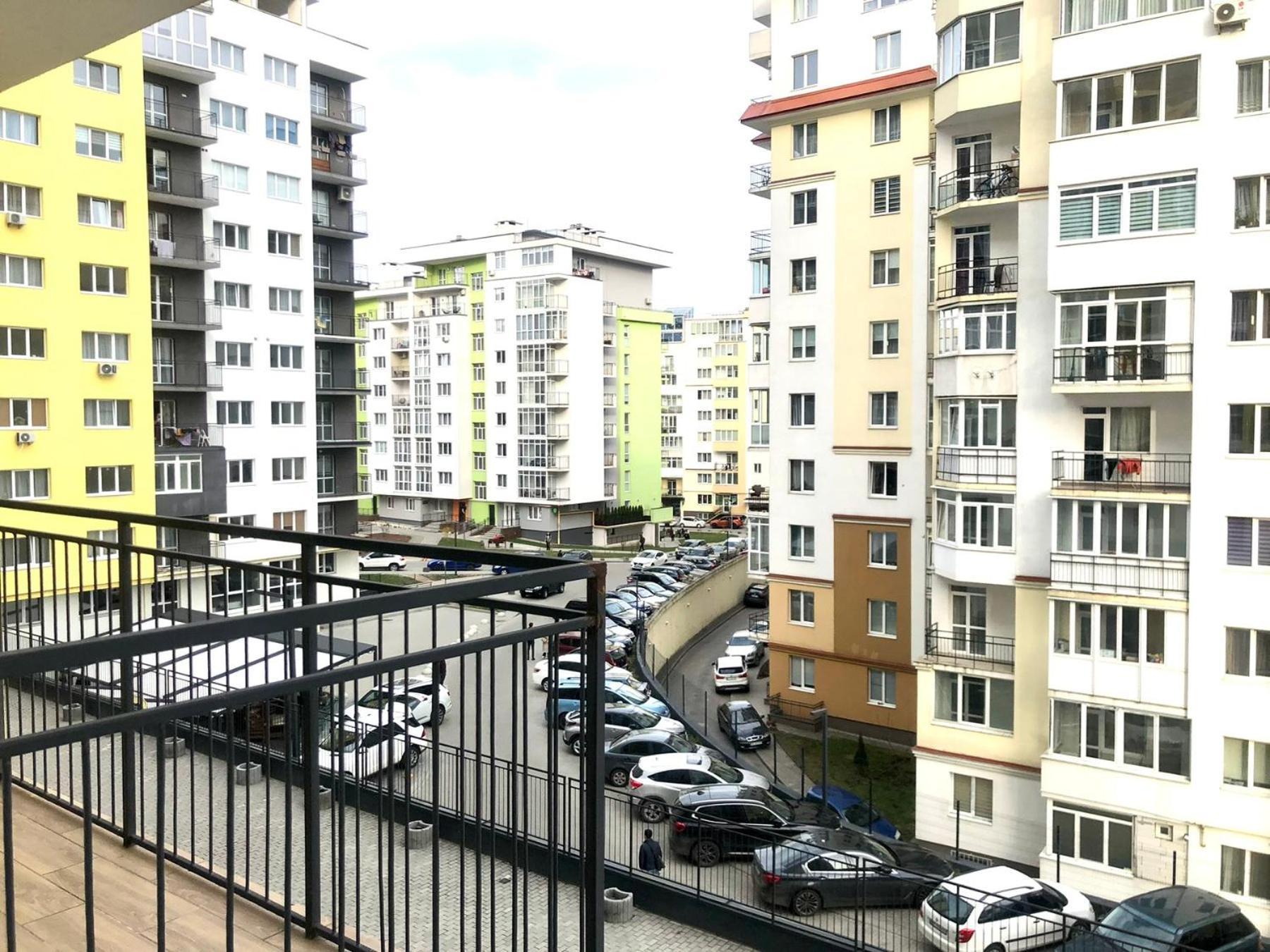 Osapart Comfortable Apartment In A Complex Great Britain Lviv Exteriör bild