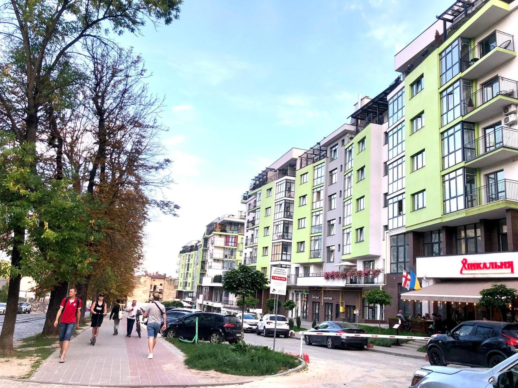 Osapart Comfortable Apartment In A Complex Great Britain Lviv Exteriör bild