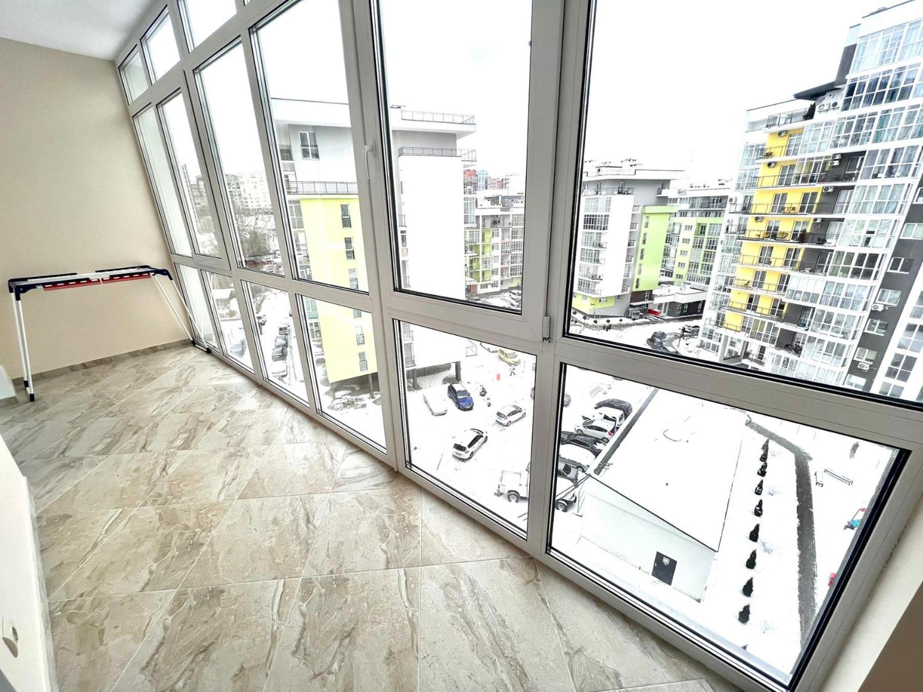 Osapart Comfortable Apartment In A Complex Great Britain Lviv Exteriör bild