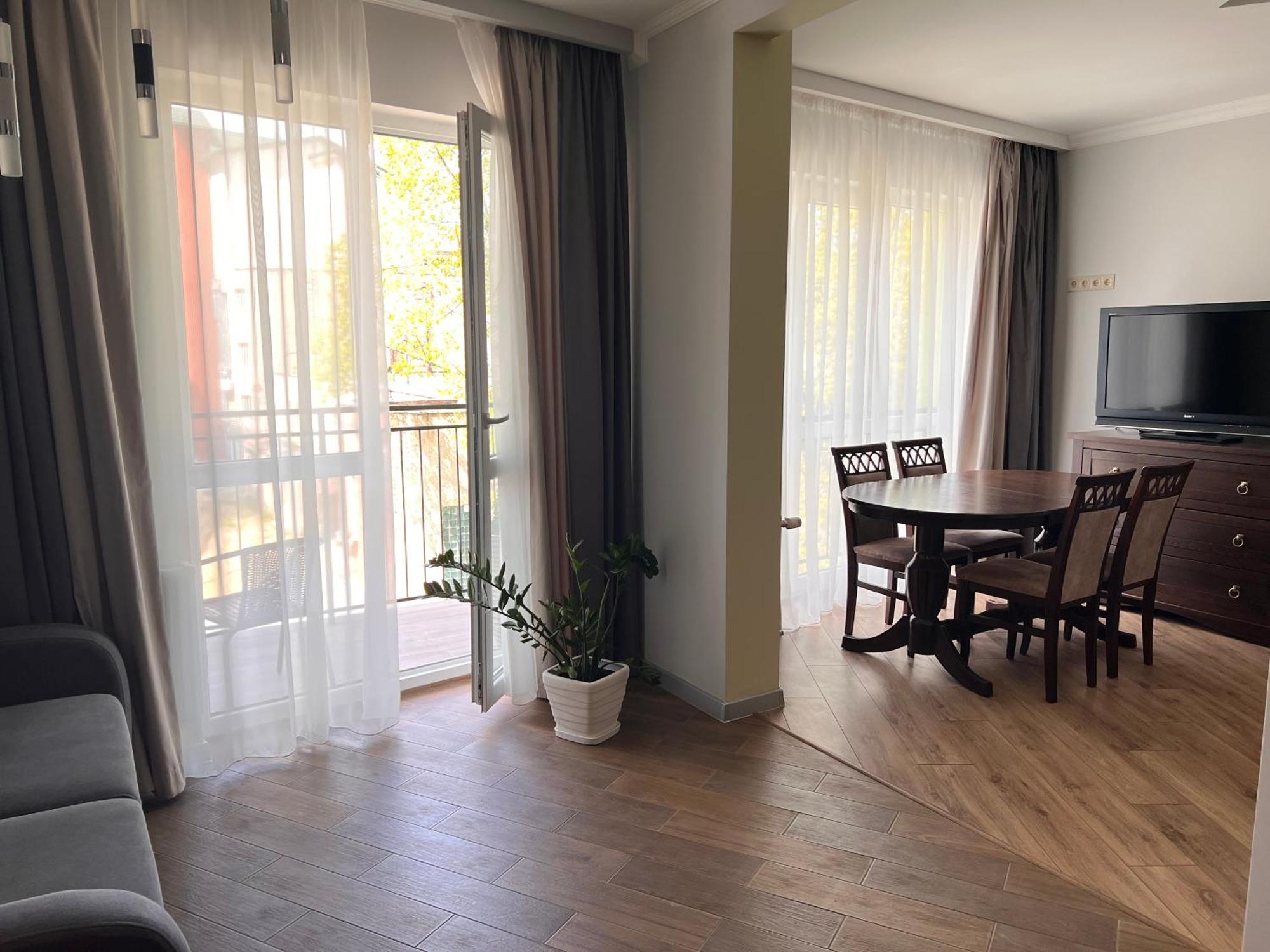 Osapart Comfortable Apartment In A Complex Great Britain Lviv Exteriör bild