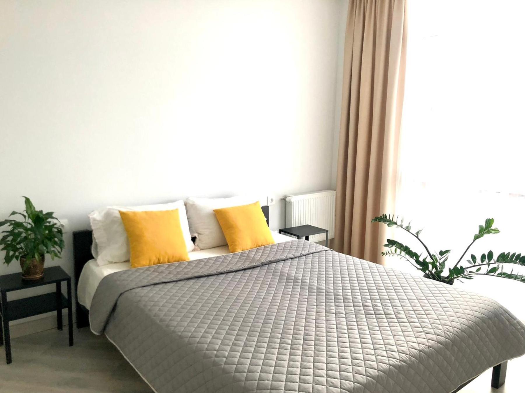 Osapart Comfortable Apartment In A Complex Great Britain Lviv Exteriör bild