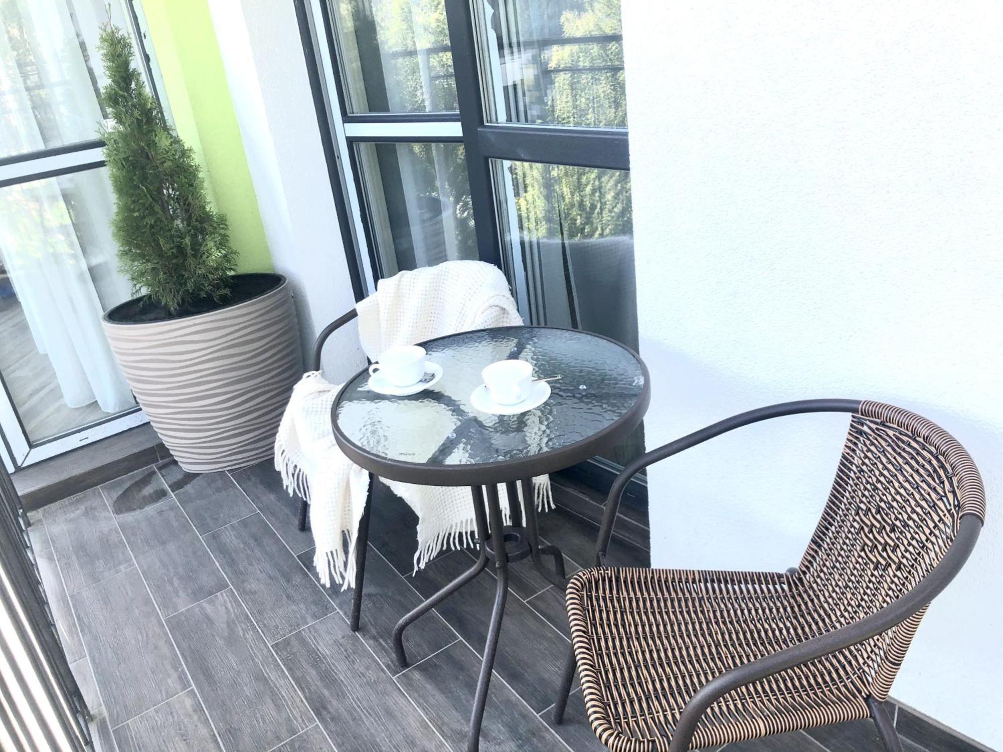 Osapart Comfortable Apartment In A Complex Great Britain Lviv Exteriör bild