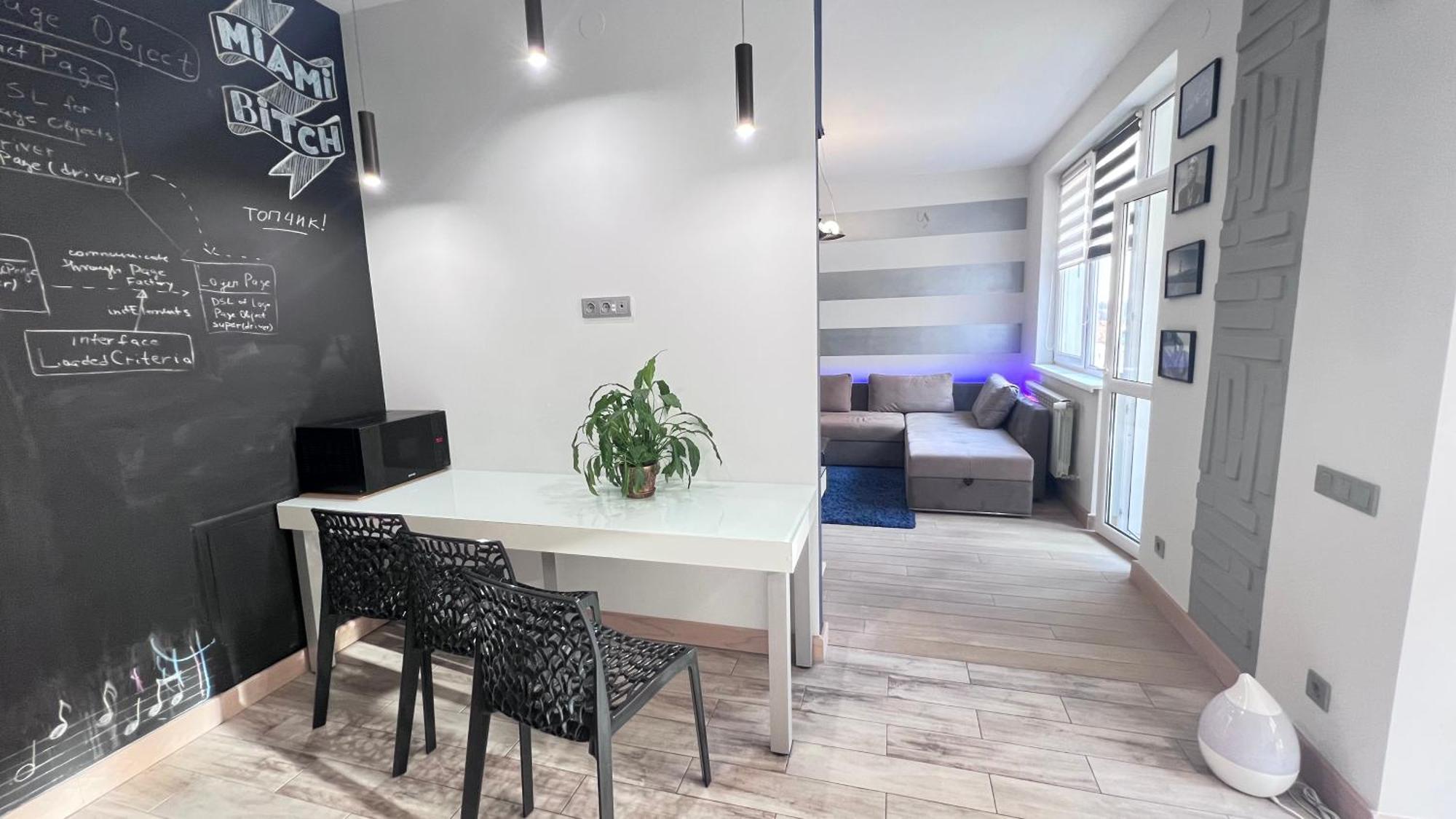 Osapart Comfortable Apartment In A Complex Great Britain Lviv Exteriör bild